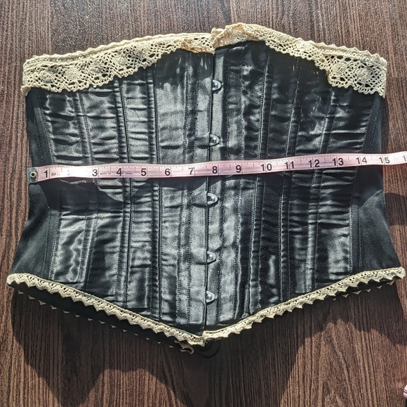 Black satin and lace 27 inch corset - Picture 2 of 5